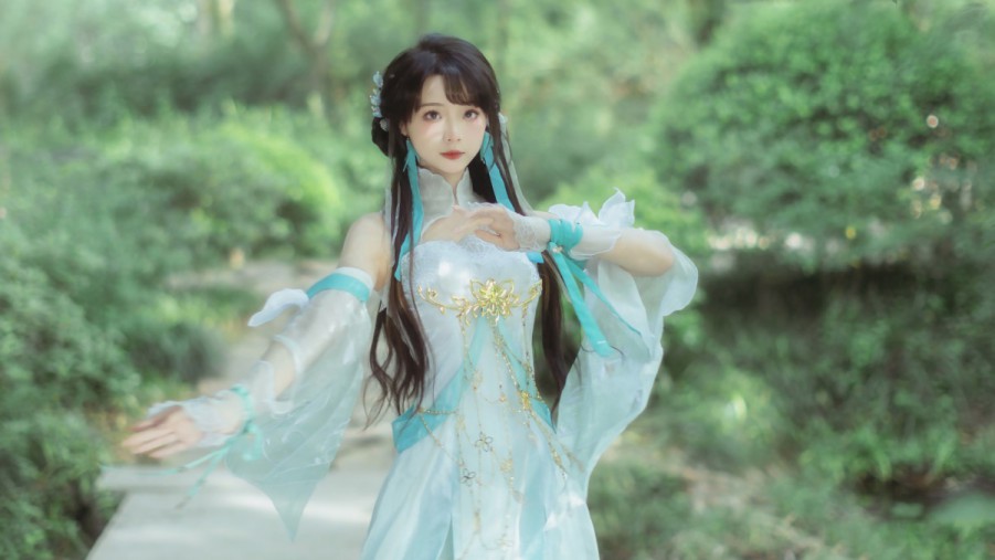《那一场呼啸而过的青春》预告海报双发 “喜欢你就要耍女流氓”成青春宣言